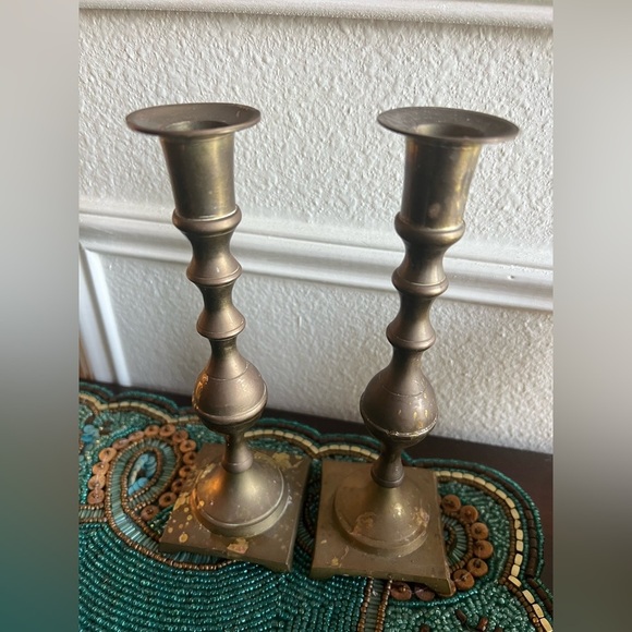 Vintage Solid Brass Taper Candle Holders 8” Tall – Patina Aged Finish – Set of 2 - Picture 5 of 8